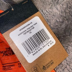 Women’s The North Face athletic tank!